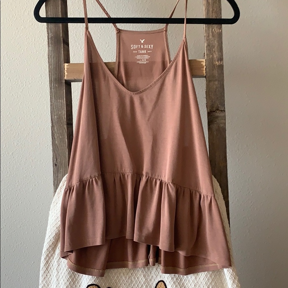 Tan American Eagle tank